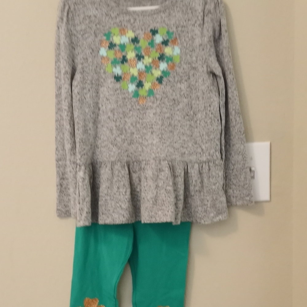 Girl's matching outfit Set Sz 5T,NWT